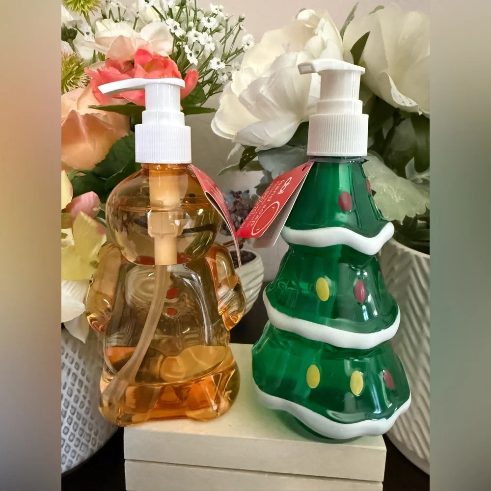 🆕🎄 CHRISTMAS LIMITED EDITION HAND SOAP SET. CINNAMON GINGERBREAD & FRESH PINE.